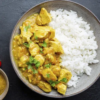 Comprar Pollo vegano al curry Nuveg. Comprar carne vegana a base de proteína vegetal texturizada.